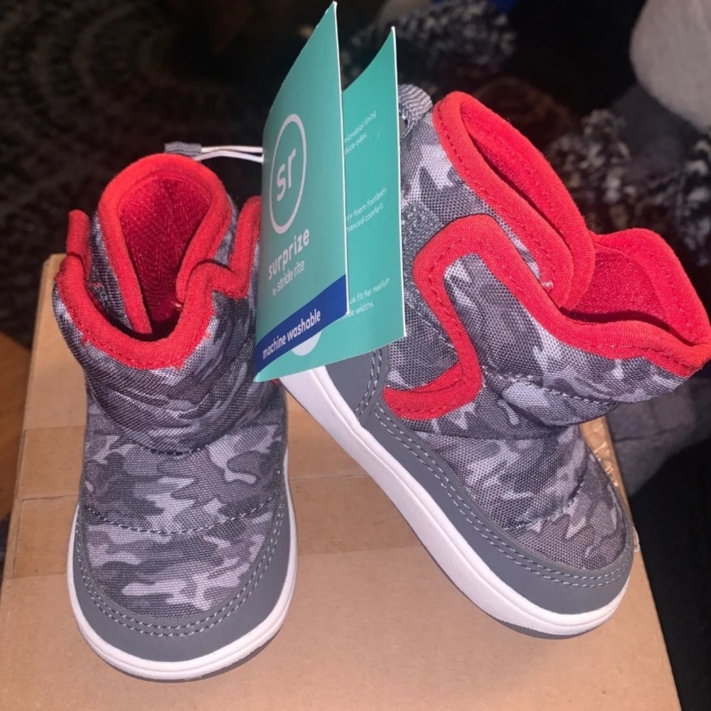 Baby shoes size 3